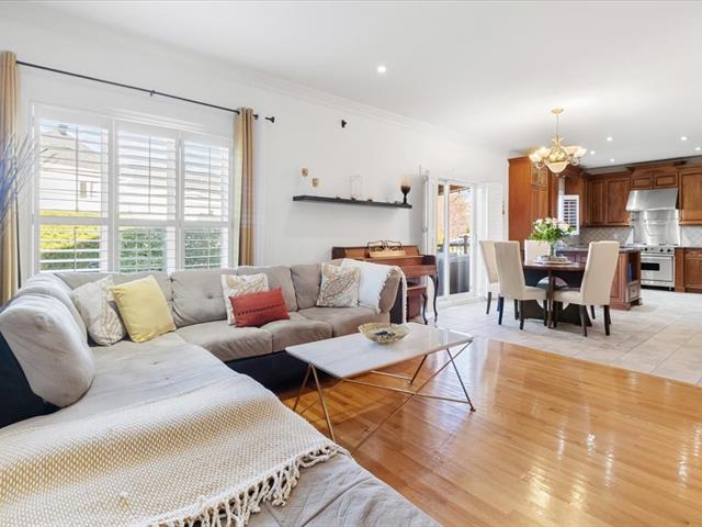 Maison à étages vendu, Laval (Sainte-Dorothée)