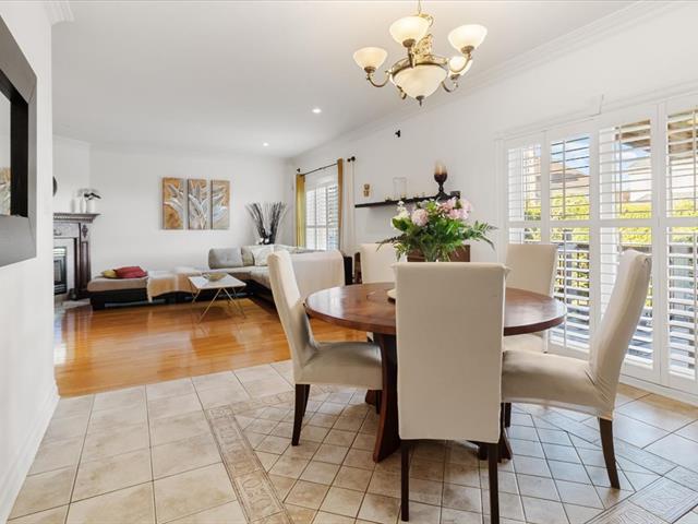 Maison à étages vendu, Laval (Sainte-Dorothée)