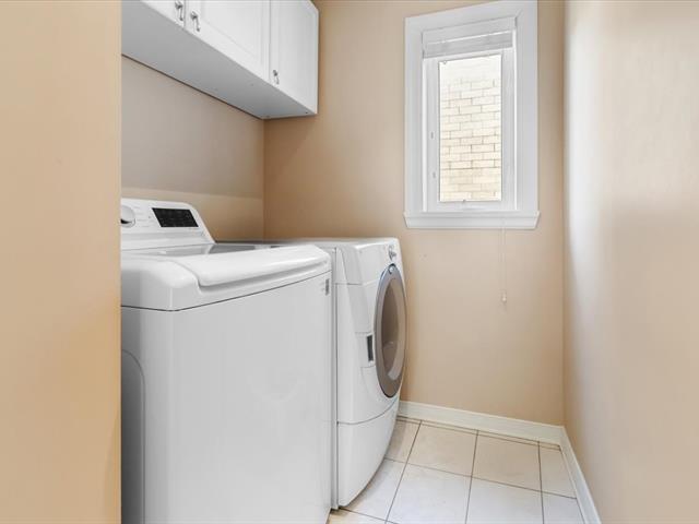 Maison à étages vendu, Laval (Sainte-Dorothée)