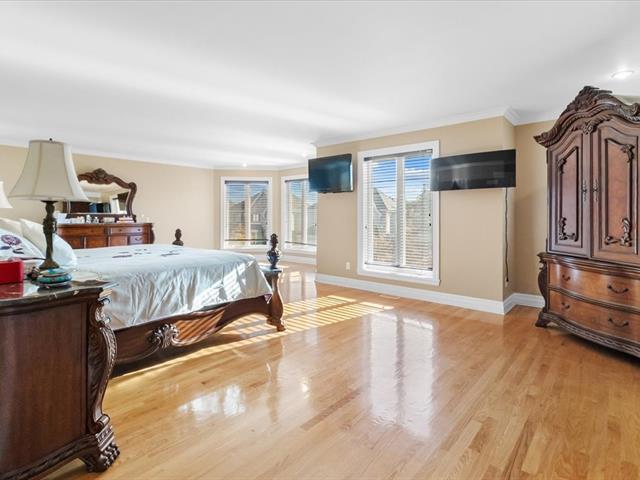 Maison à étages vendu, Laval (Sainte-Dorothée)