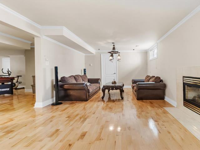 Maison à étages vendu, Laval (Sainte-Dorothée)