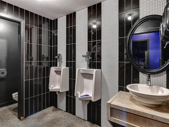 Bâtisse commerciale/Bureau à vendre, Montréal (Le Sud-Ouest)