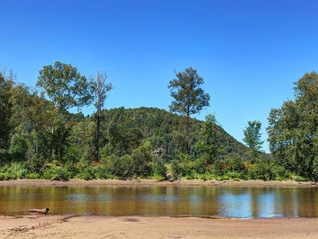 Access to a body of water