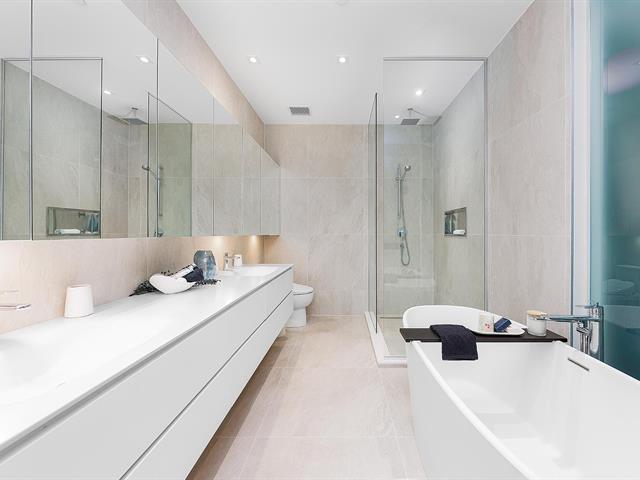 Salle de bains attenante à la CCP