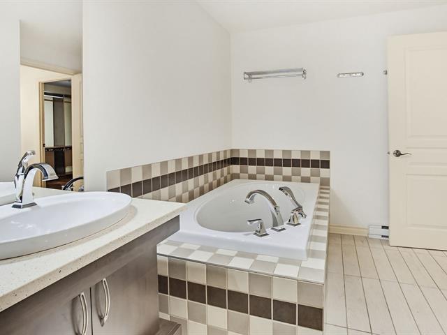 Salle de bains attenante à la CCP