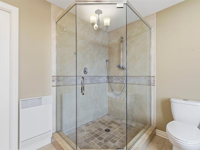 Salle de bains attenante à la CCP