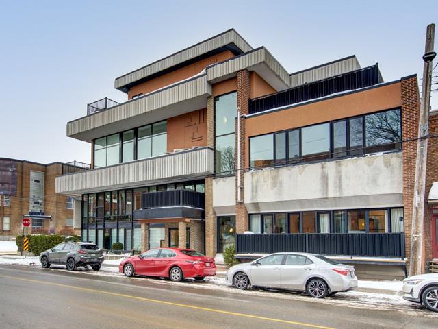 Façade