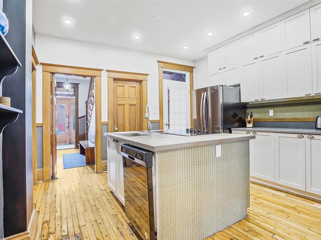Maison à étages à vendre, Montréal (Ahuntsic-Cartierville)