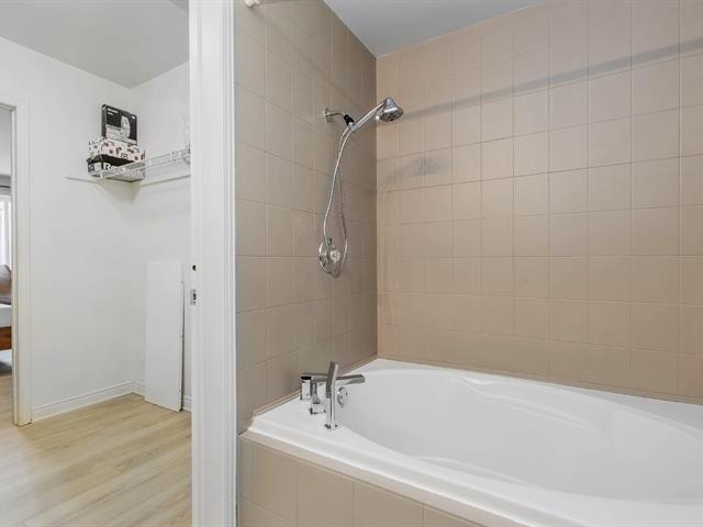 Salle de bains attenante à la CCP