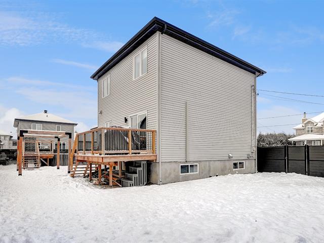 Two or more storey sold, Saint-Jacques