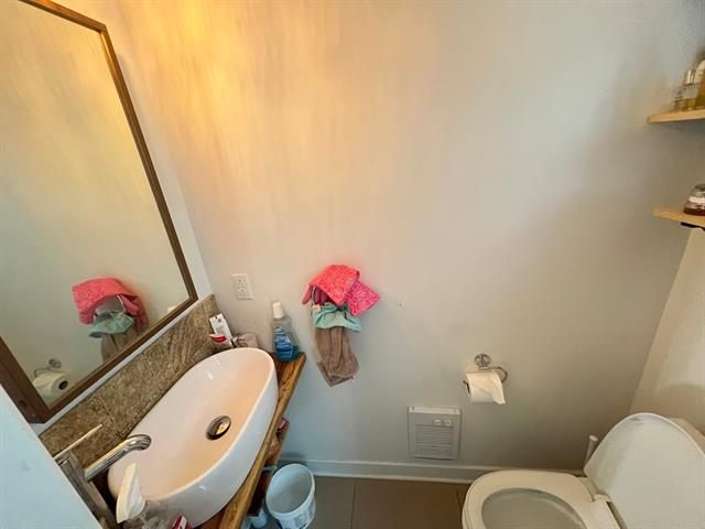 Salle de bains attenante à la CCP