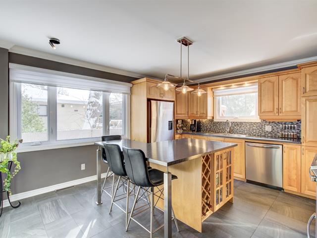 Maison à étages vendu, Longueuil (Le Vieux-Longueuil)