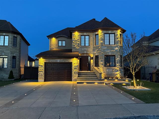 maison à vendre Laval (Chomedey)