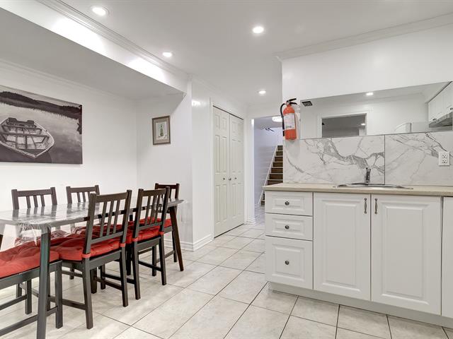 Maison à étages à vendre, Brossard