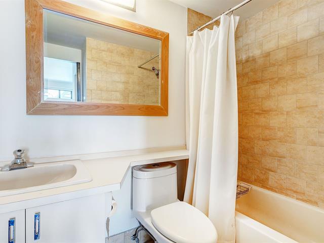 Salle de bains attenante à la CCP