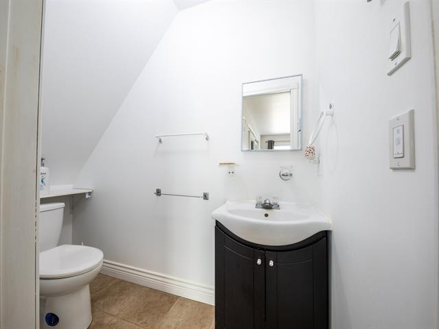 Ensuite bathroom