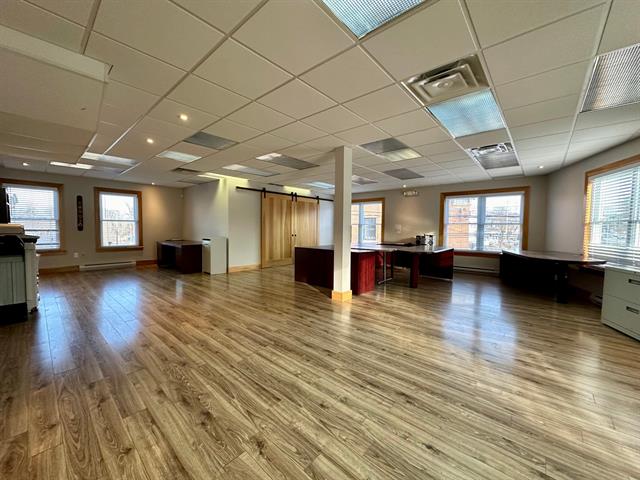Location d'espace commercial/Bureau à louer, Hudson