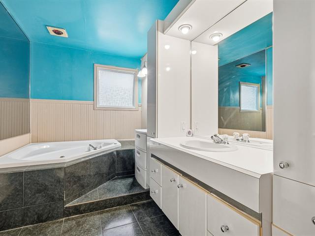 Salle de bains attenante à la CCP