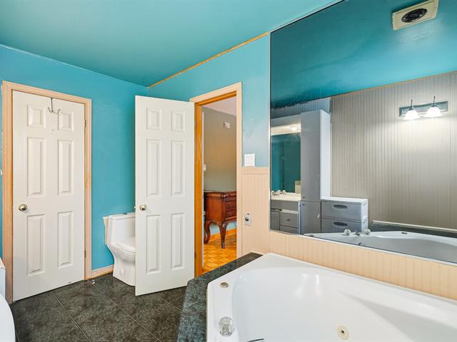 Salle de bains attenante à la CCP