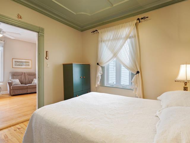Maison à étages à vendre, Montréal (Ahuntsic-Cartierville)