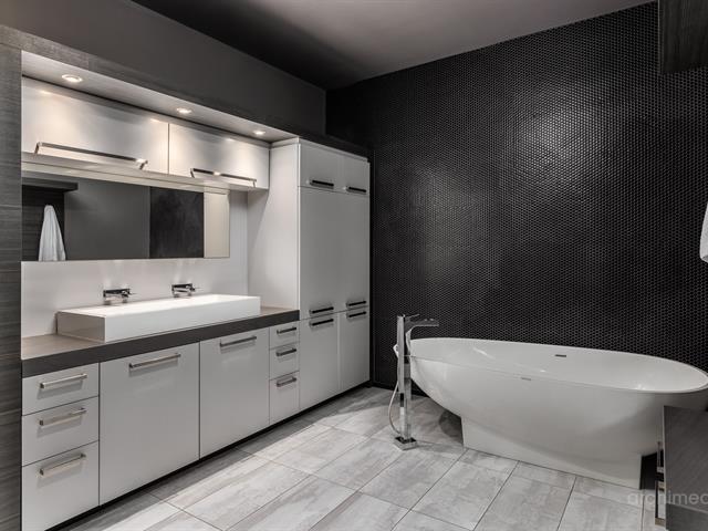 Salle de bains attenante à la CCP