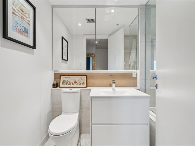 Ensuite bathroom