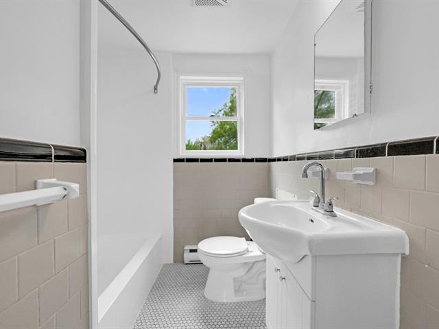 Duplex à vendre, Montréal (Saint-Laurent)