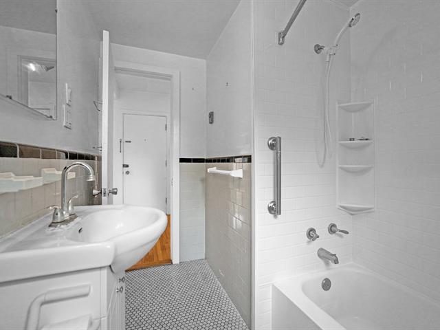 Duplex à vendre, Montréal (Saint-Laurent)