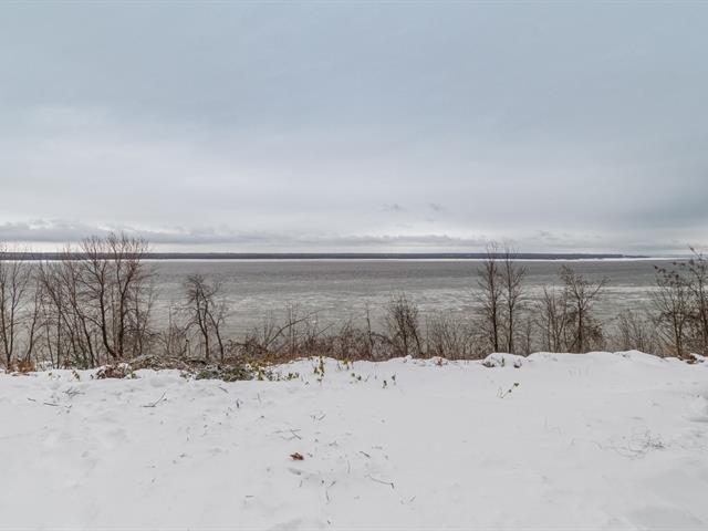 Vue sur l'eau