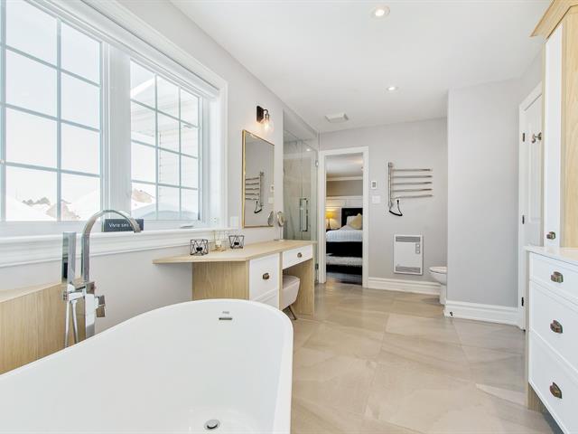 Salle de bains attenante à la CCP