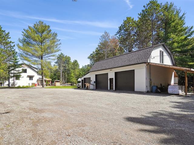 Fermette à vendre, Saint-Lin/Laurentides