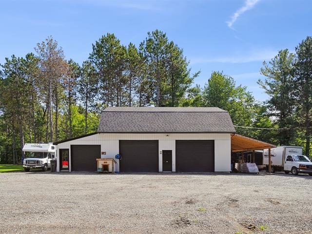 Fermette à vendre, Saint-Lin/Laurentides