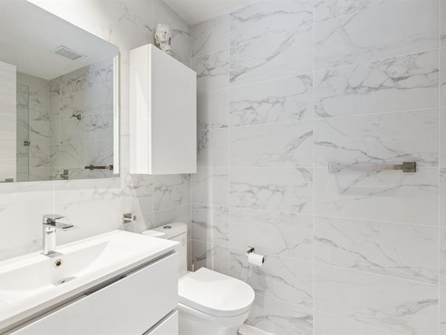 Ensuite bathroom