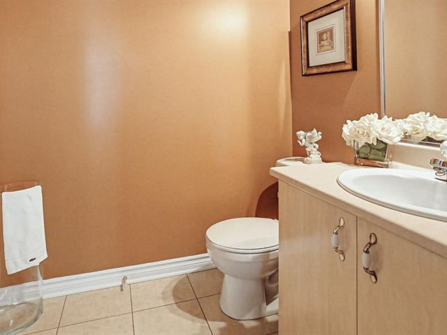 Maison à étages à vendre, Montréal (Saint-Laurent)