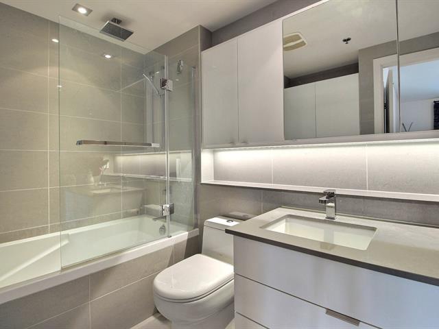 Ensuite bathroom