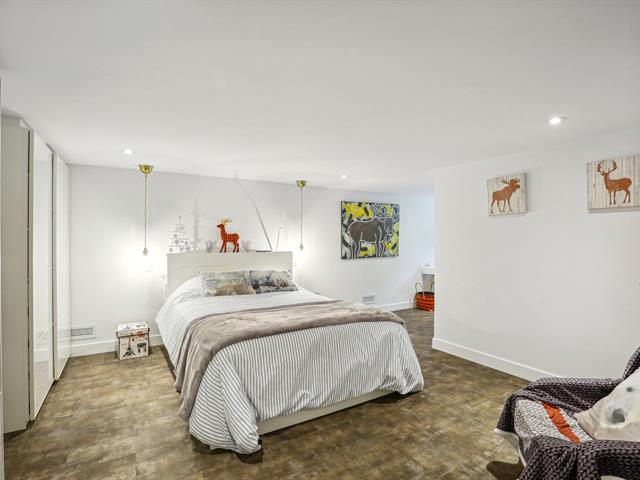 Maison à étages à vendre, Sainte-Béatrix