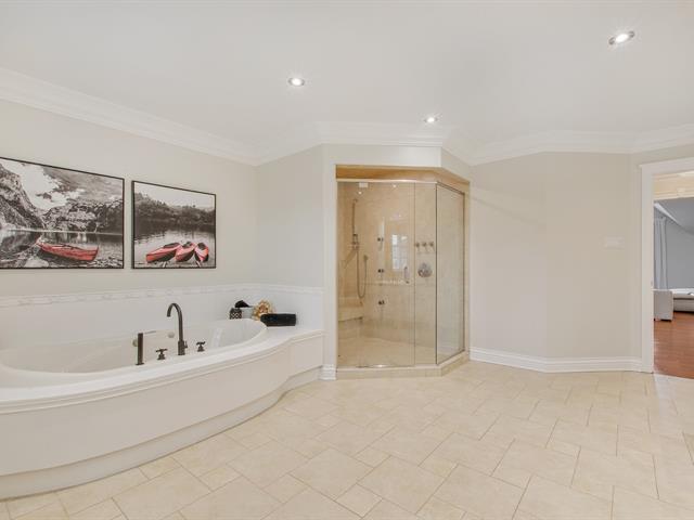 Salle de bains attenante à la CCP
