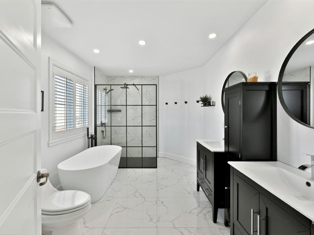 Salle de bains attenante à la CCP