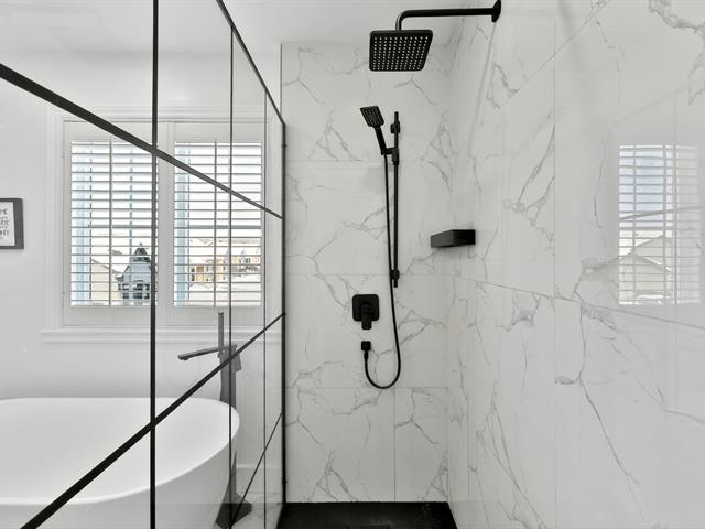 Salle de bains attenante à la CCP