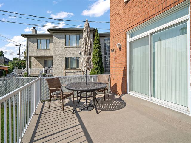 Two or more storey sold, Montréal (Saint-Laurent)