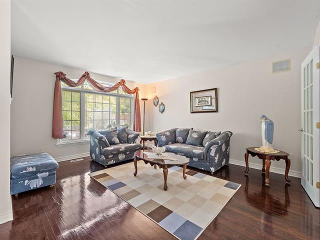 Two or more storey sold, Montréal (Saint-Laurent)