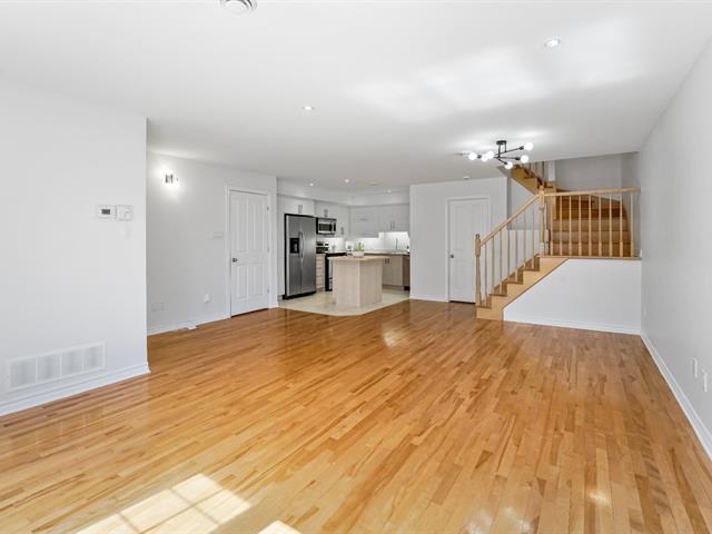 Maison à étages à vendre, Montréal (Saint-Laurent)