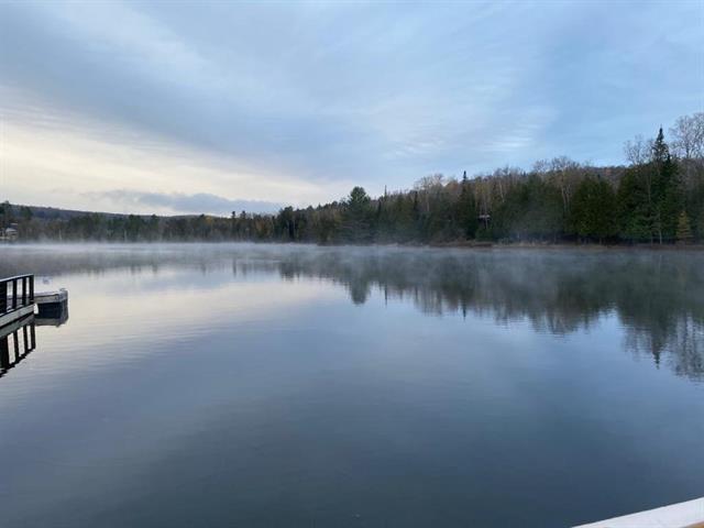 Vue sur l'eau