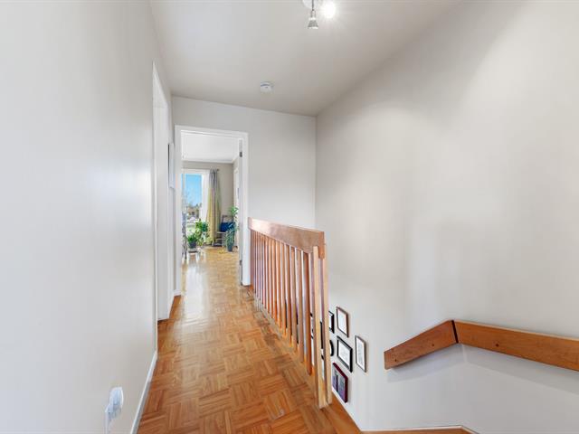 PASAGEWAY