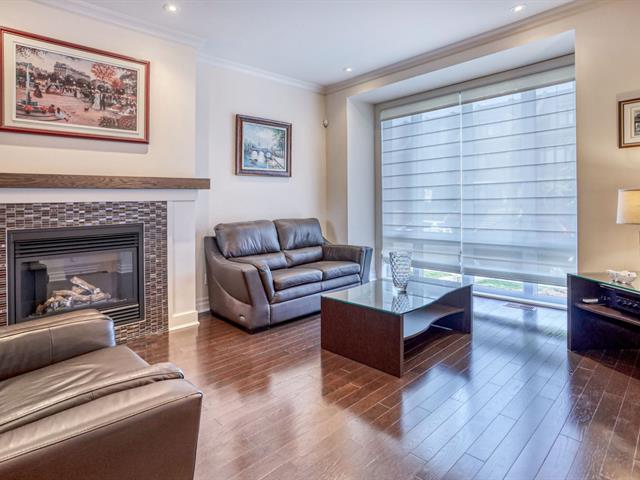 Two or more storey sold, Montréal (Saint-Laurent)