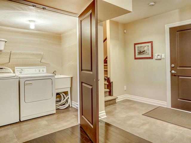 Two or more storey sold, Montréal (Saint-Laurent)