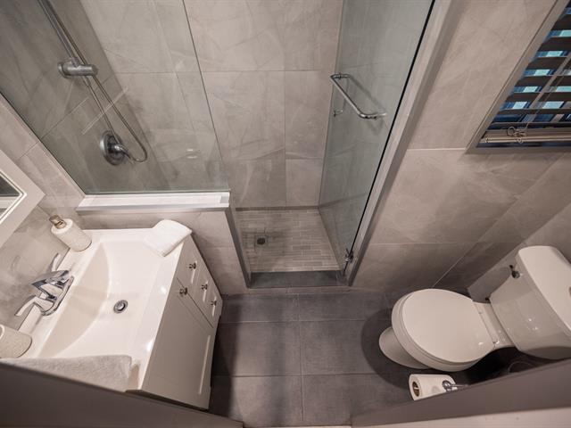 Salle de bains attenante à la CCP