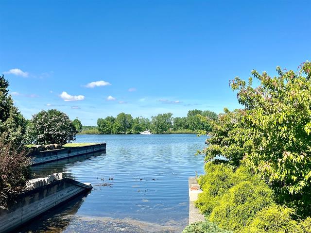 Accès au plan d'eau