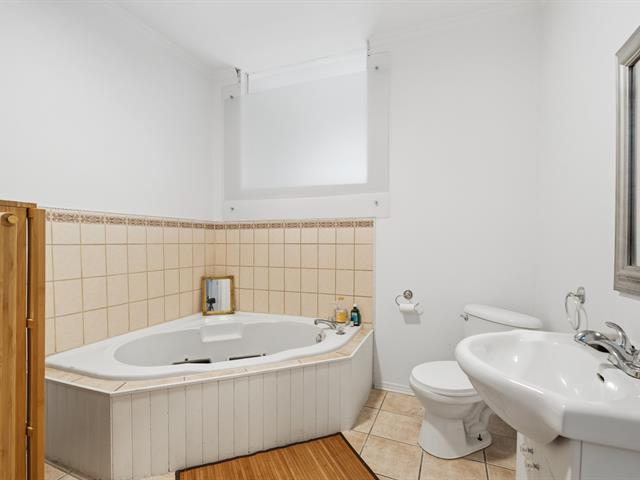 Salle de bains attenante à la CCP