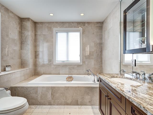 Salle de bains attenante à la CCP